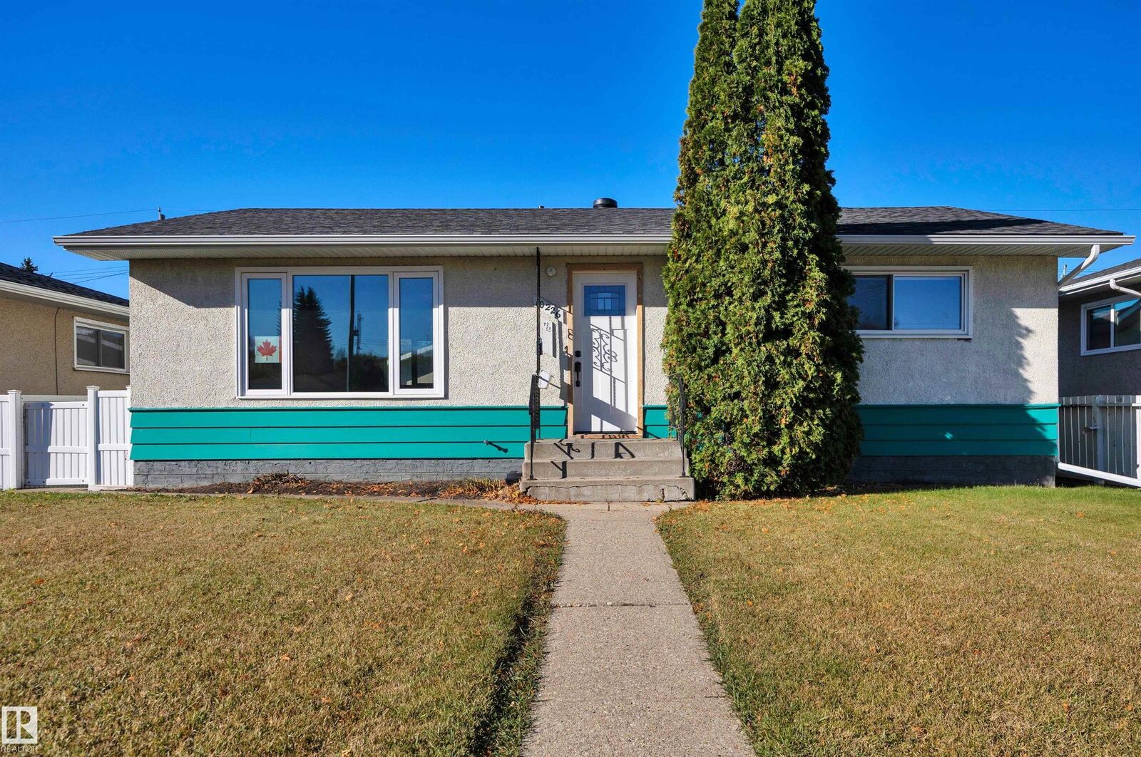 Property Photo:  10226 72 St NW  AB T6A 2W5 