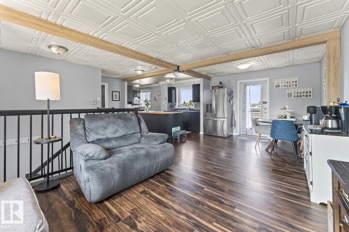 Property Photo:  1802 12 Street  AB T9M 1L8 