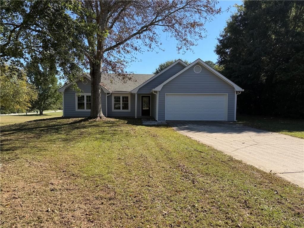 Property Photo:  3040 Raymonds Court  GA 30052 