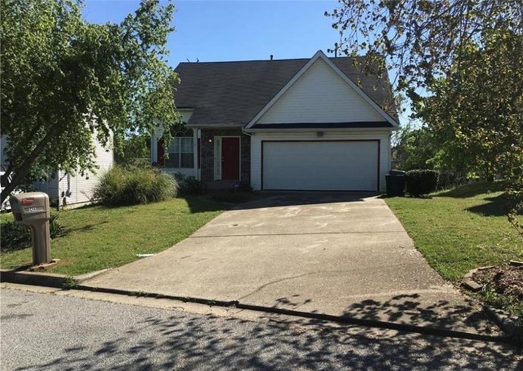Property Photo:  2421 Wellborn Creek Court  GA 30058 