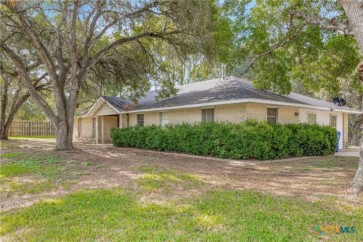 Property Photo:  1210 E Gonzales Street  TX 77995 
