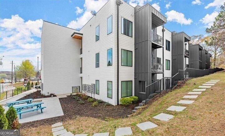 Property Photo:  1155 Custer Avenue SE 207  GA 30316 