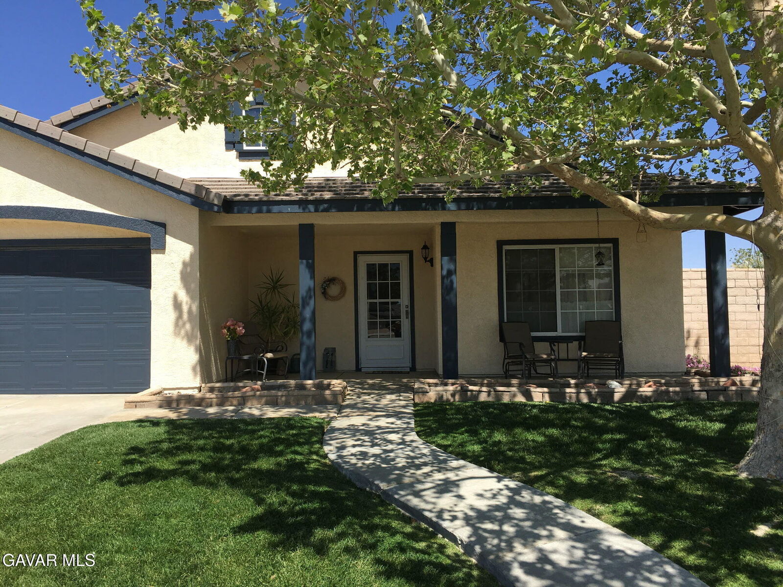 Property Photo: 2240 Greenhill Street CA 93560