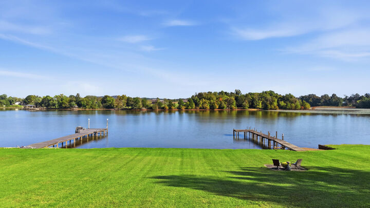Property Photo:  422 Housley Circle  TN 37321 