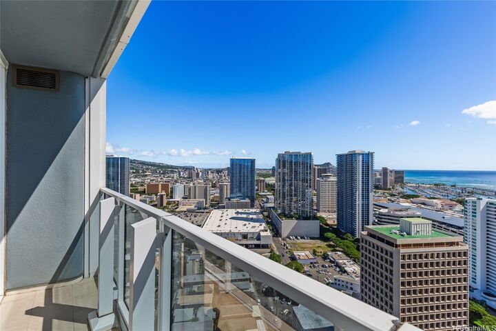 Property Photo: 1296 Kapiolani Boulevard Ii4104 HI 96814