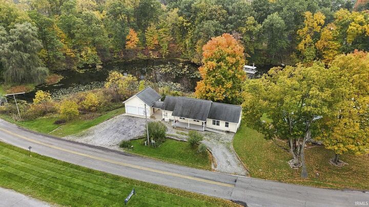 Property Photo: 9540 E 500 South Road IN 46795