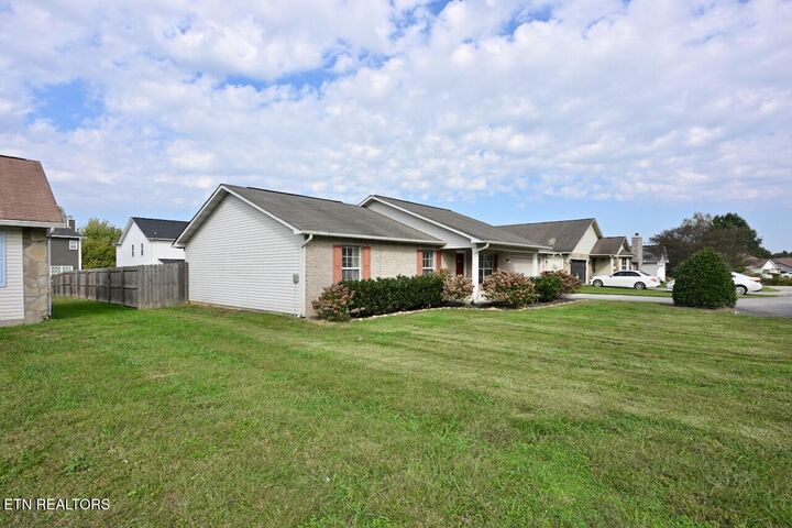 Property Photo: 3021 Best Rd TN 37803