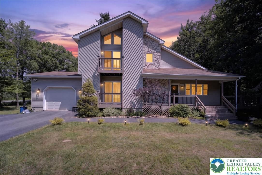 Property Photo:  3103 Evergreen Circle  PA 18466 