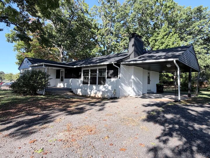 Property Photo:  565 Ferguson Street  VA 24522 