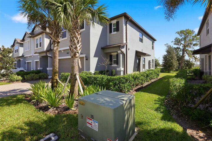 Property Photo:  8874 Gallantree Place  FL 34637 