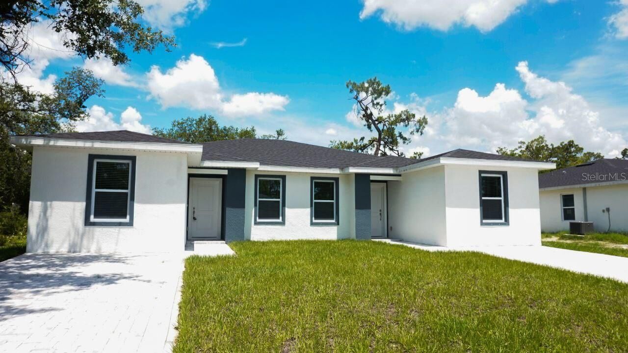 Property Photo: 6903 Dickinson Drive 6903 FL 33872