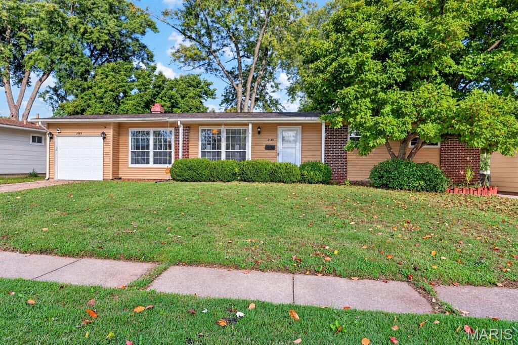 Property Photo:  2145 Crane Drive  MO 63031 