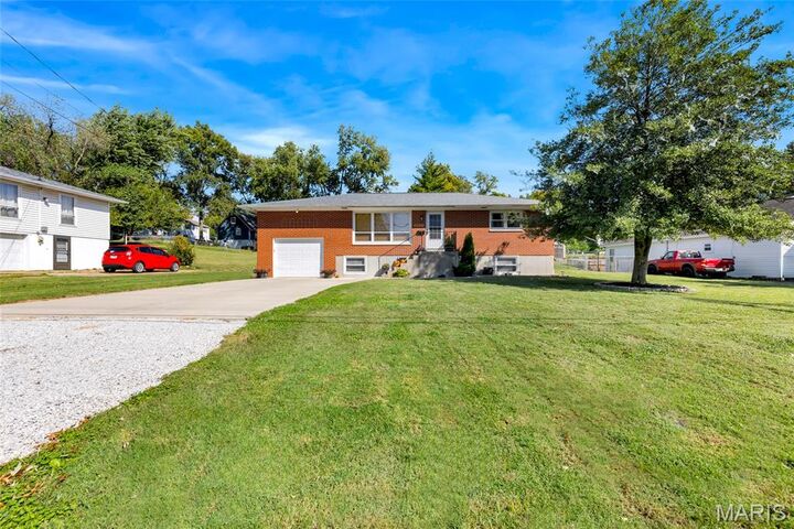 Property Photo:  236 S Riebeling Street  IL 62236 
