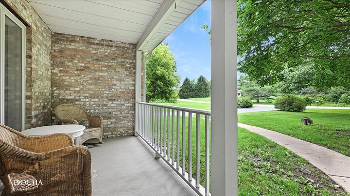 Property Photo: 6N777 Palomino Drive IL 60175