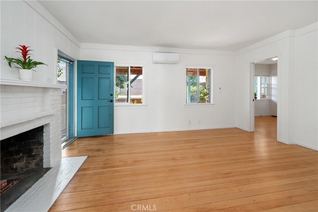 Property Photo: 2511 Ozone Court CA 90254