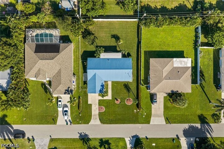 Property Photo:  4029 SE 3rd Avenue  FL 33904 