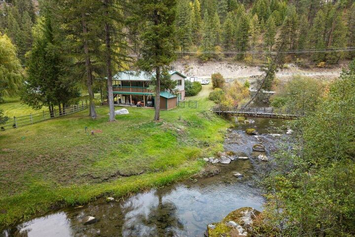 Property Photo: 2953 Aladdin Rd WA 99114