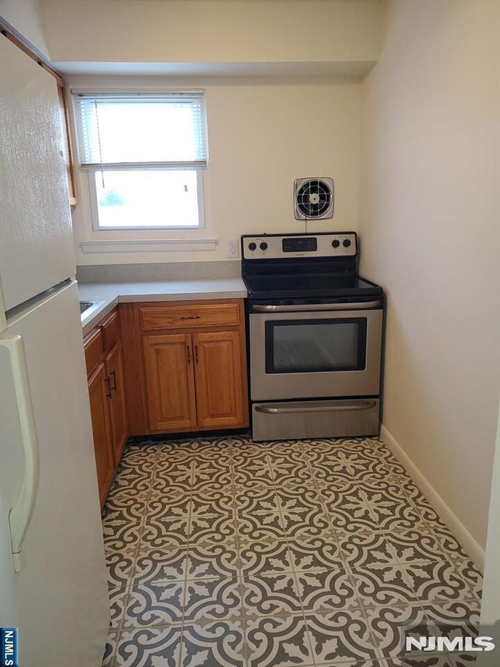 Property Photo: 100 Pierson Miller C52 NJ 07442