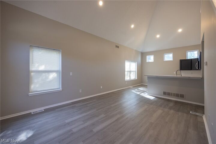 Property Photo: 3718 Minster Court OH 44105