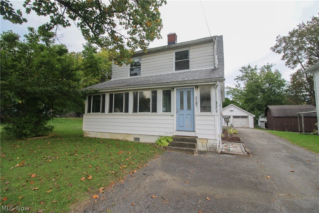 Property Photo:  3910 Mahoning Avenue  OH 44515 