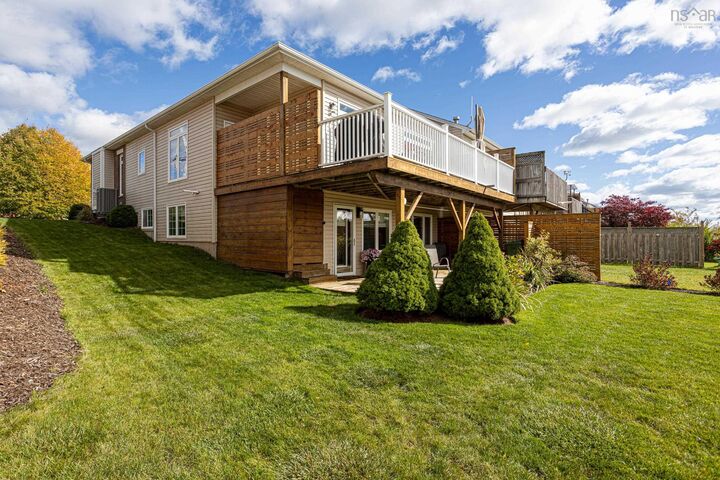 Property Photo:  5 Cloverfield Court  NS B2W 0E6 