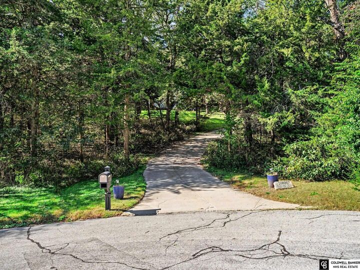 Property Photo: 20806 Meadow Ridge Circle NE 68059