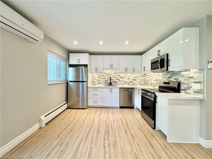 Property Photo:  410 Hazel Street 303  ON N2L 3P7 