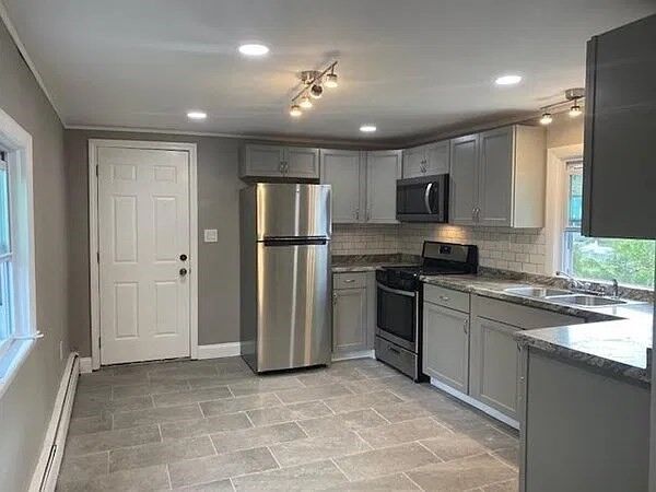 Property Photo:  9 Clinton St 2  MA 02150 