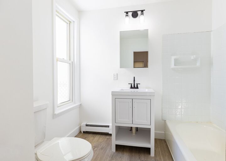 Property Photo:  633 E 6th St  MA 02127 