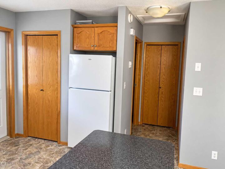 Photo de la propriété: 231 &Amp 233 Kendrew Drive AB T4P 3Z1