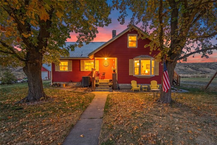 3 bed Lamona home for sale: 23139 Lowe Road E, Lamona, WA 99144