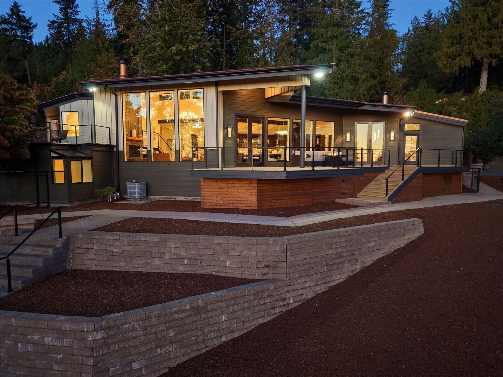 Property Photo:  12013  206th Place SE  WA 98027 
