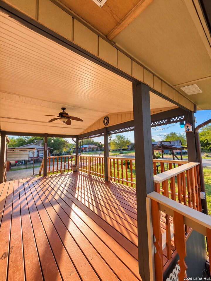 Property Photo:  512 SW Hickey  TX 78014 