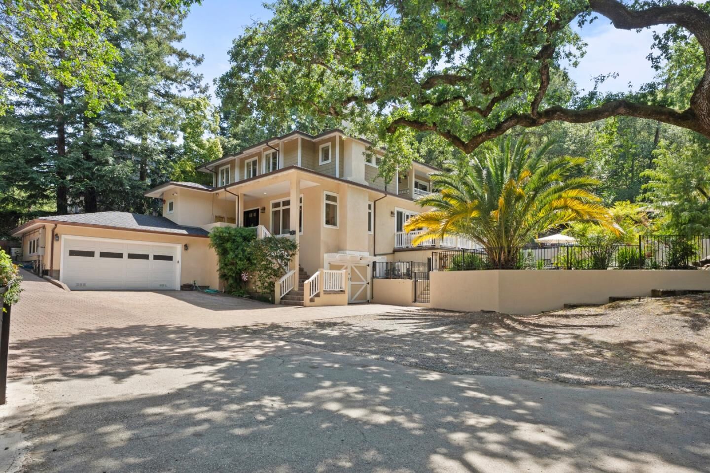 Property Photo:  236 Ferndale Way  CA 94062 