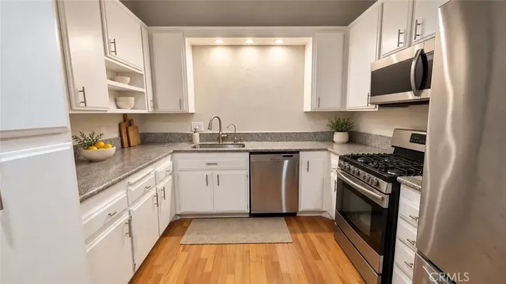 Property Photo: 664 Rosewood CA 93010