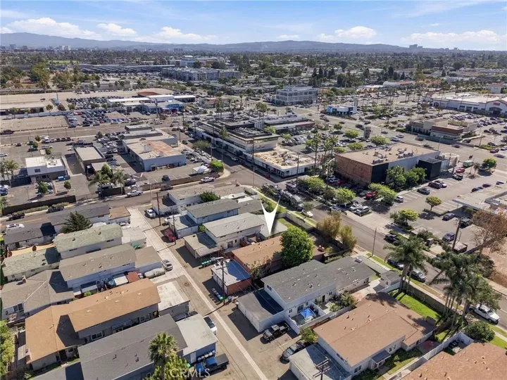 Property Photo:  1544 Elm  CA 92626 