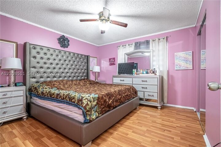 Property Photo: