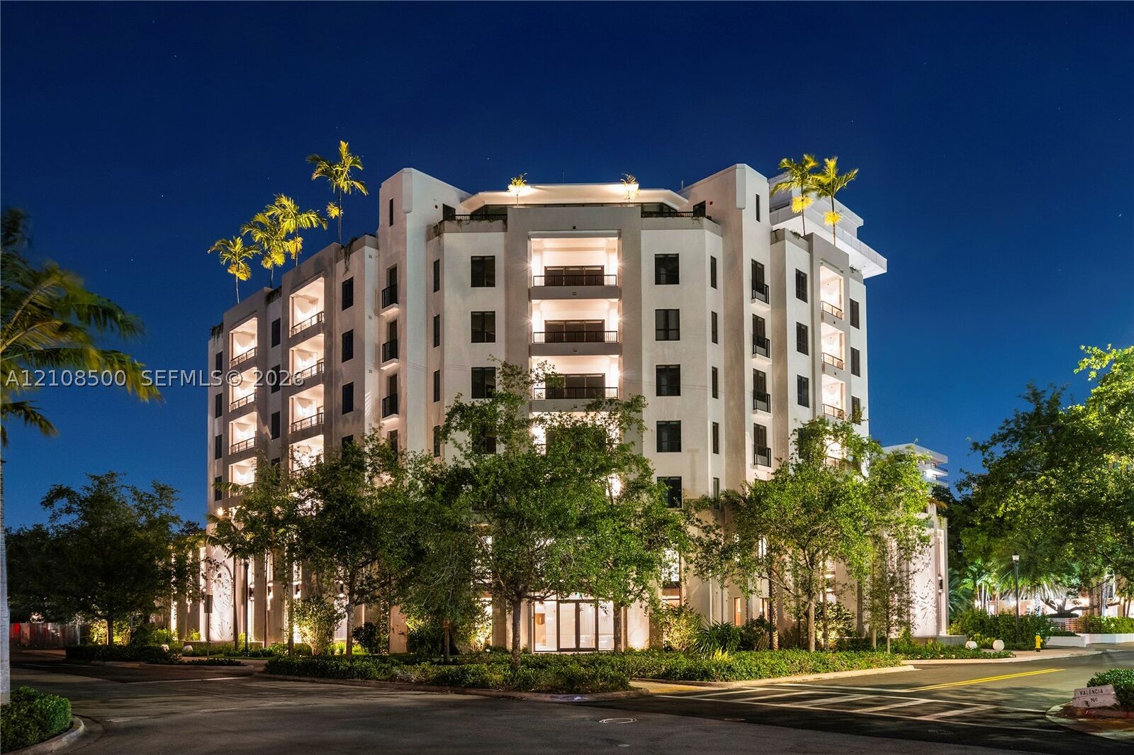 Property Photo:  701 Valencia Ave 501  FL 33134 