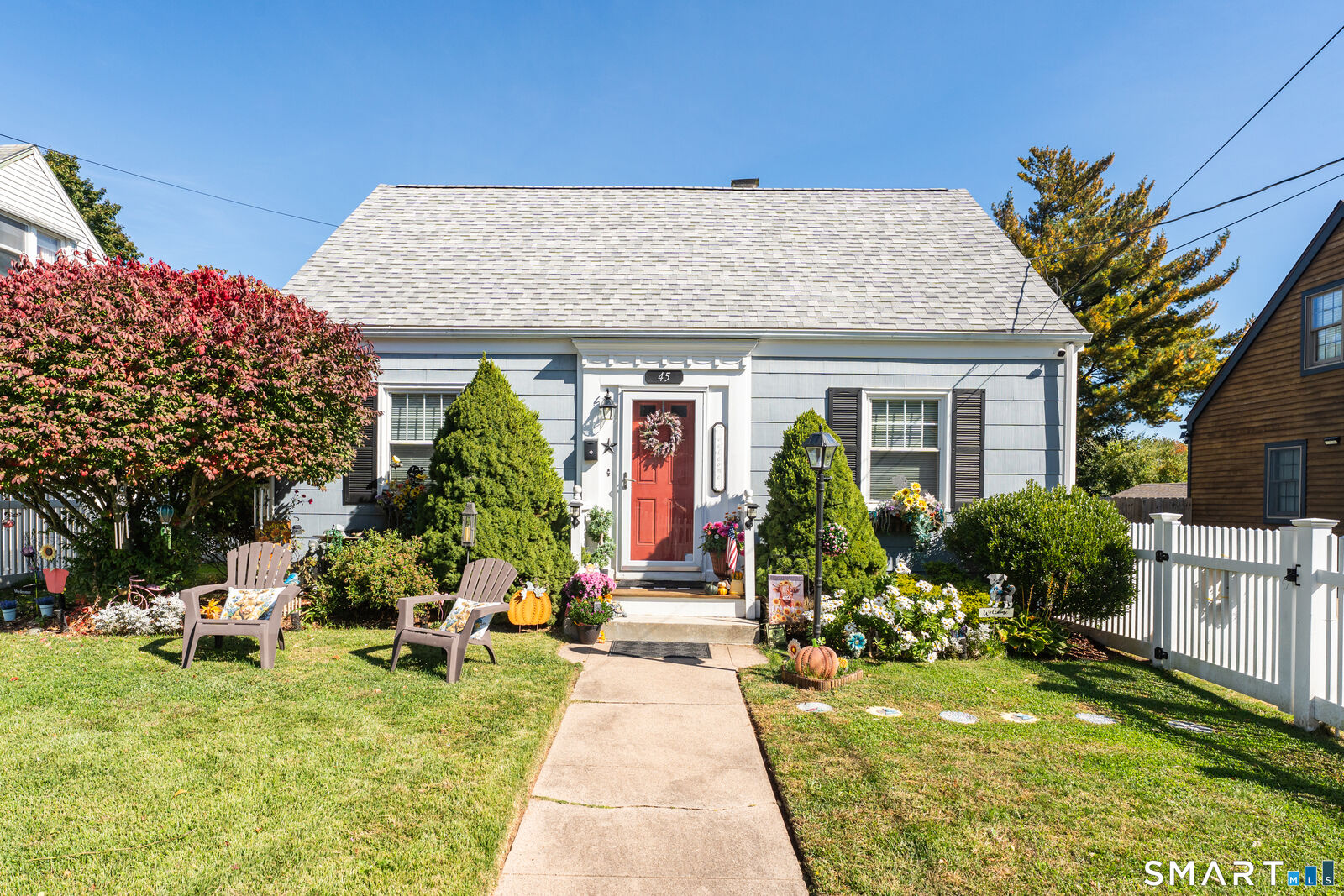 Property Photo:  45 Dorrance Street  CT 06518 
