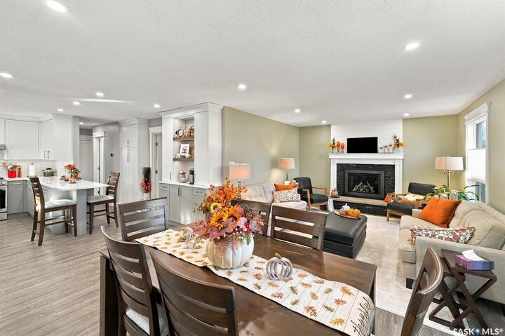 Property Photo:  627 Spencer Way  SK S7K 7S9 
