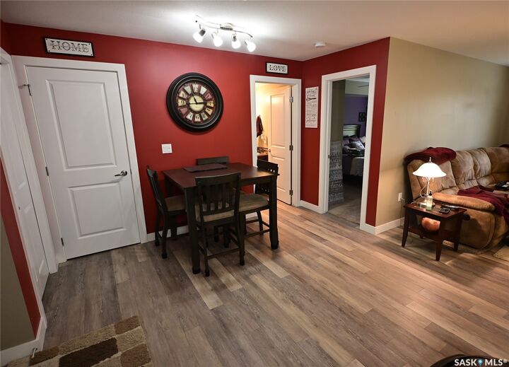 Property Photo:  820 5th Street NE 204  SK S4H 2V2 