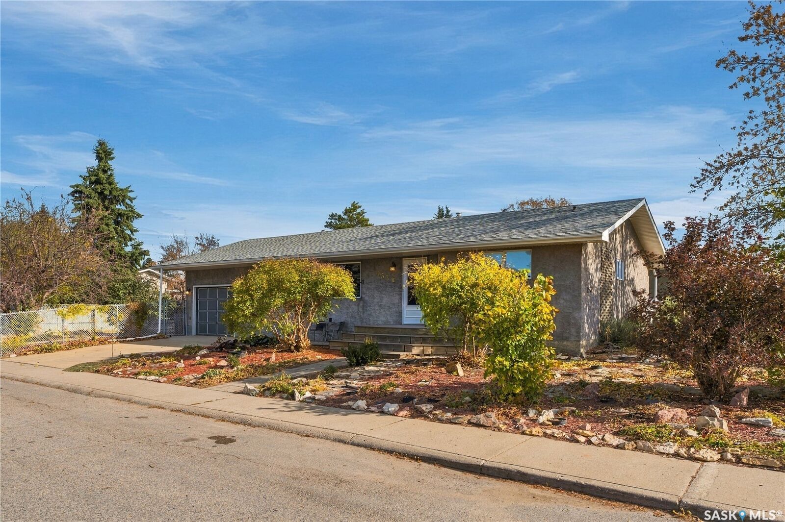 Property Photo:  3538 Centennial Drive  SK S7L 5C2 