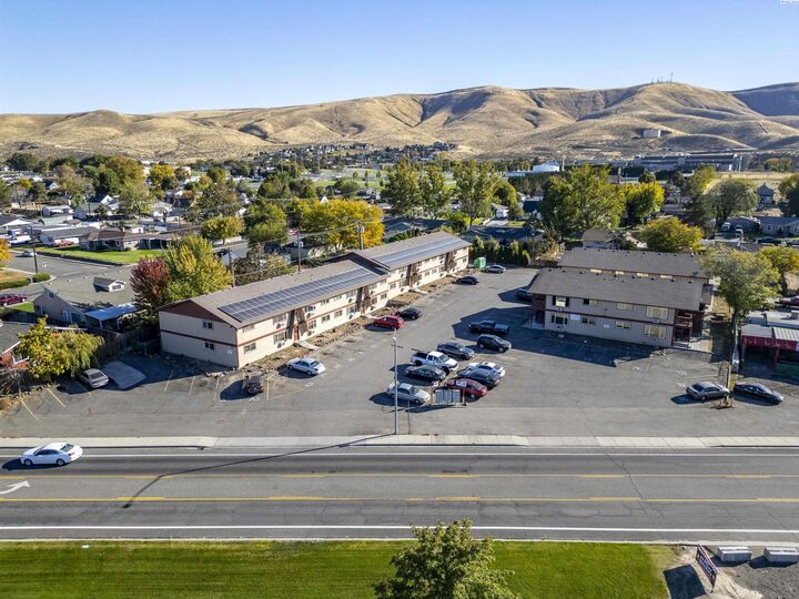 Property Photo: 1855 Wine Country Road WA 99350