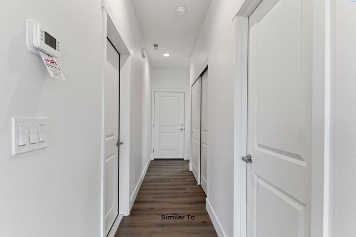 Property Photo:  10394 W Clearwater Dr  WA 99336 