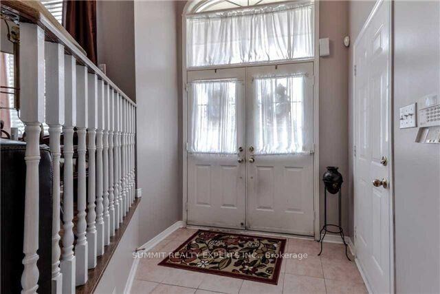 Property Photo:  23 Bissell Drive N  ON L7A 3K1 