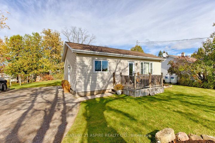 Property Photo:  106 Forest Lea Road  ON K8A 7B8 