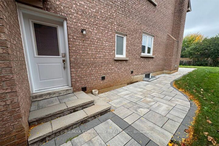 Property Photo:  45 Fern Avenue Basement  ON L4B 3R5 