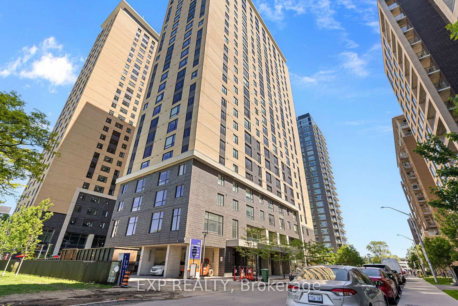 Property Photo:  105 Champagne Avenue S 1009  ON K1S 5E5 