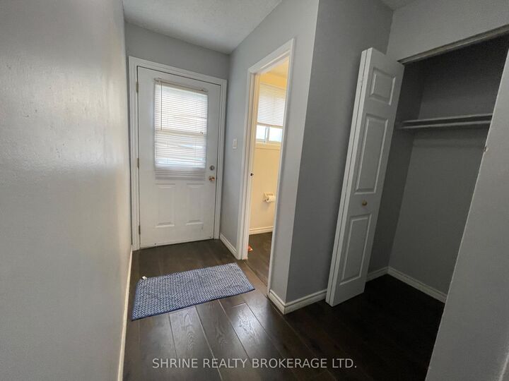 Property Photo:  490 Third Street 32  ON N5V 4A2 