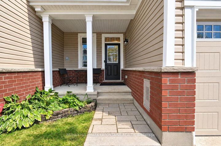 Property Photo:  244 Willow Aster Circle  ON K4A 1C7 